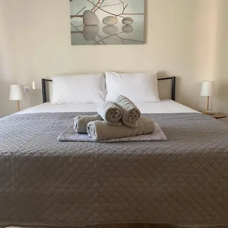 Apartament Sousoula Garden *